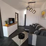36 Apartmán